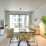 Seaside Escape Perfect For 5 In Ostend
